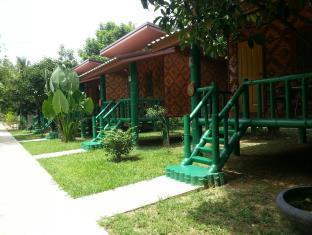 The Royal Bamboo Lodge Khao Sok National Park Esterno foto